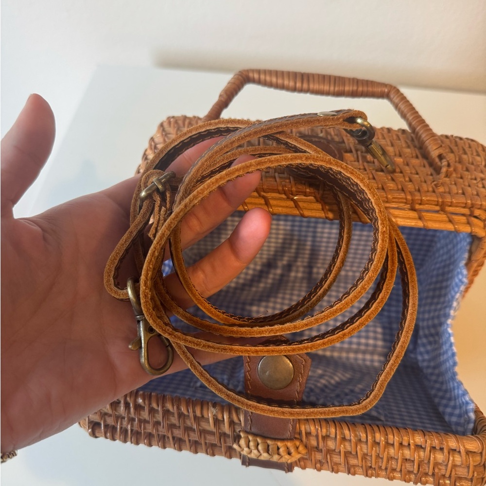 Vintage Style Woven Rattan Box Handbag in Brown w/Detachable Leather Strap - Picture 7 of 9